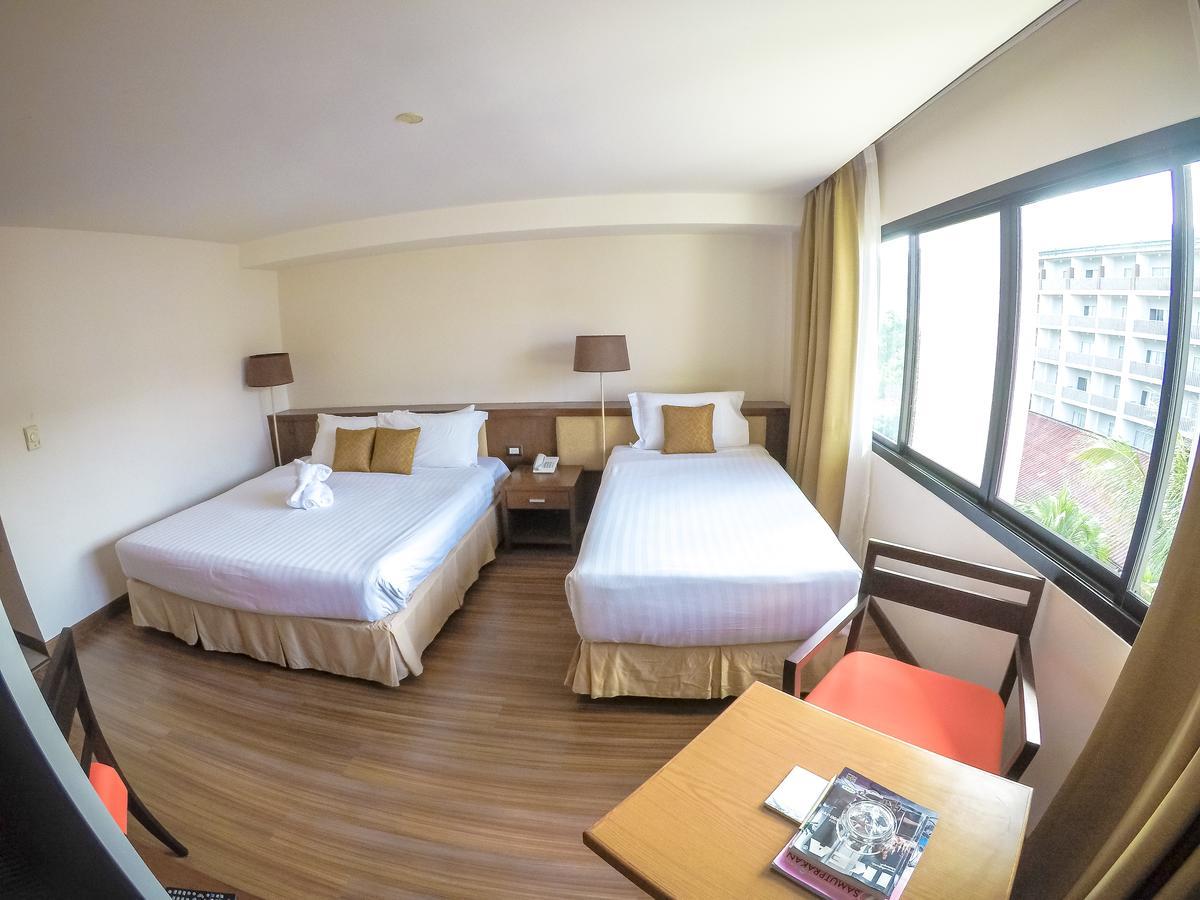 Hiran Residence Patong Екстериор снимка