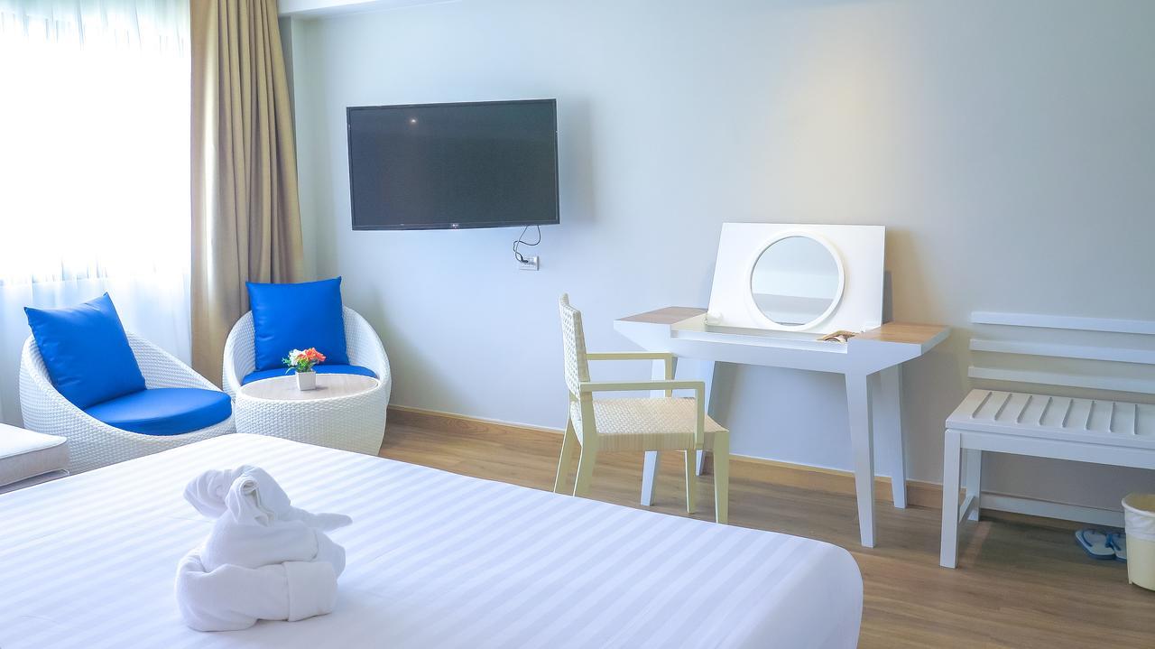 Hiran Residence Patong Екстериор снимка