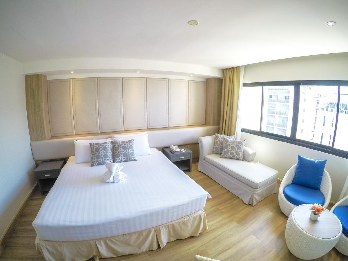 Hiran Residence Patong Екстериор снимка