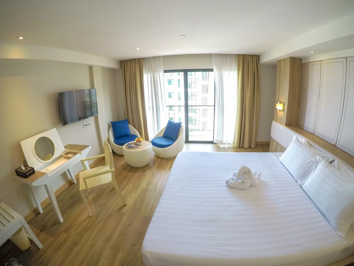 Hiran Residence Patong Екстериор снимка